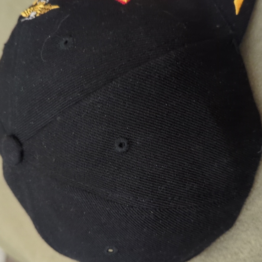 Marine Retired Embroidered Cap - Picture 4 of 7